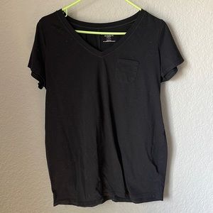 Black Motherhood Maternity V-neck Tee. L